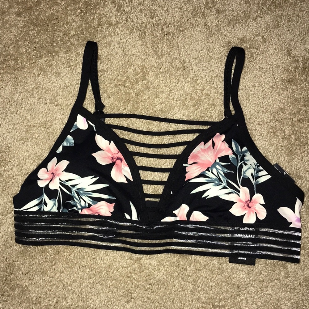 VS PINK BRALETTE